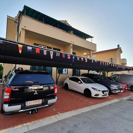 Apartments Mirica 2 บัชกา ภายนอก รูปภาพ