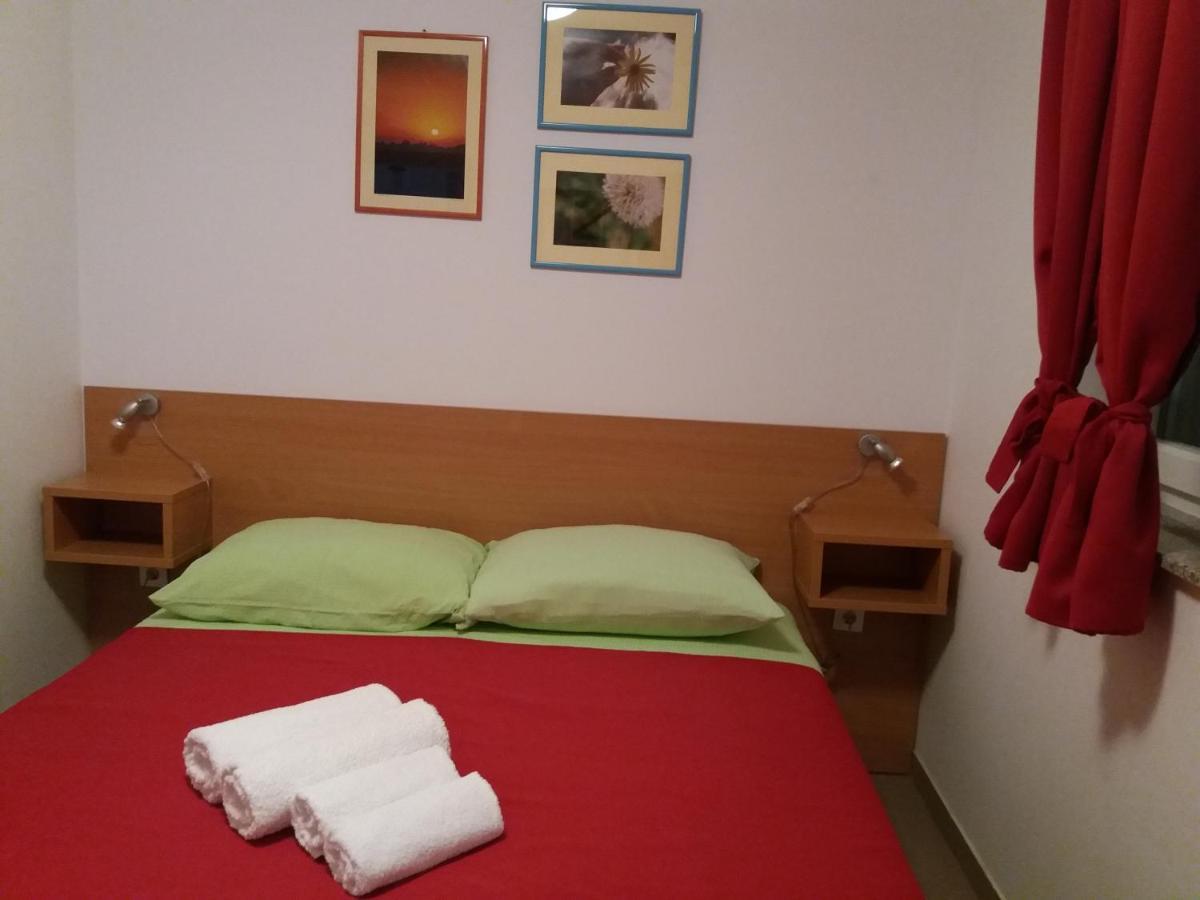 Apartments Mirica 2 บัชกา ภายนอก รูปภาพ