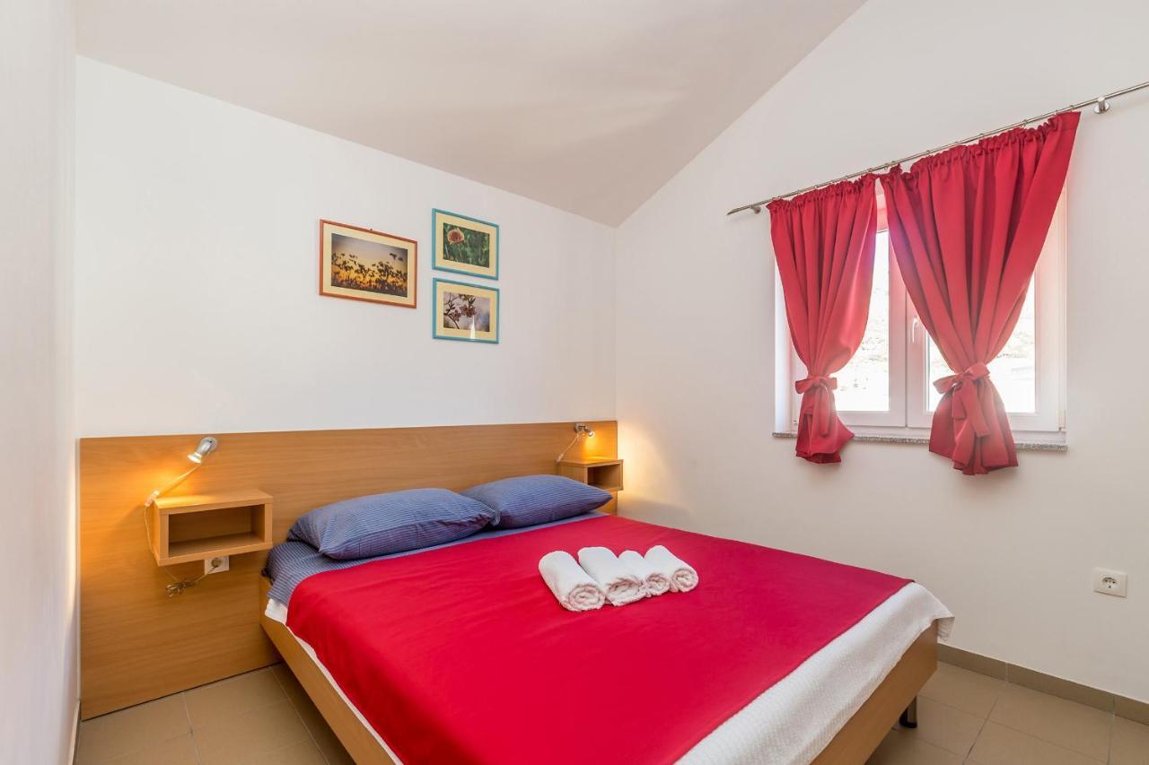Apartments Mirica 2 บัชกา ภายนอก รูปภาพ